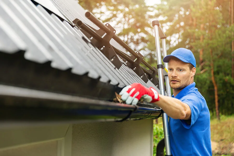 Affordable Gutter Cleaning Service Marietta, OH